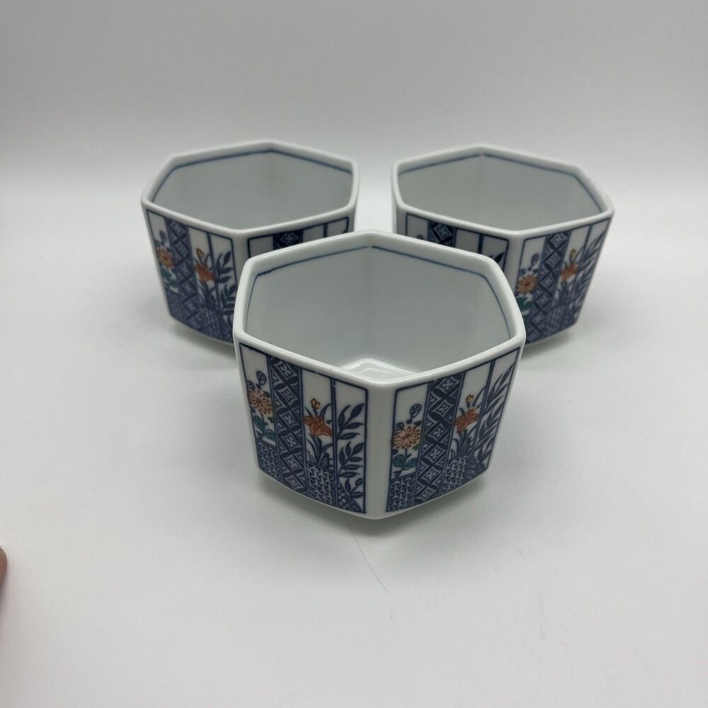 Japanese Hexagonal Porcelain Bowls, Set of 3